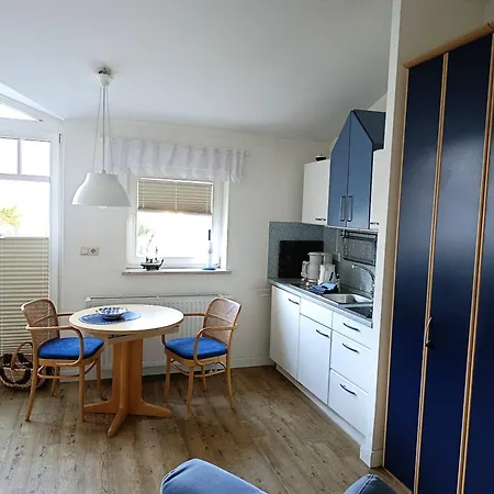 Rosenhof 16 *